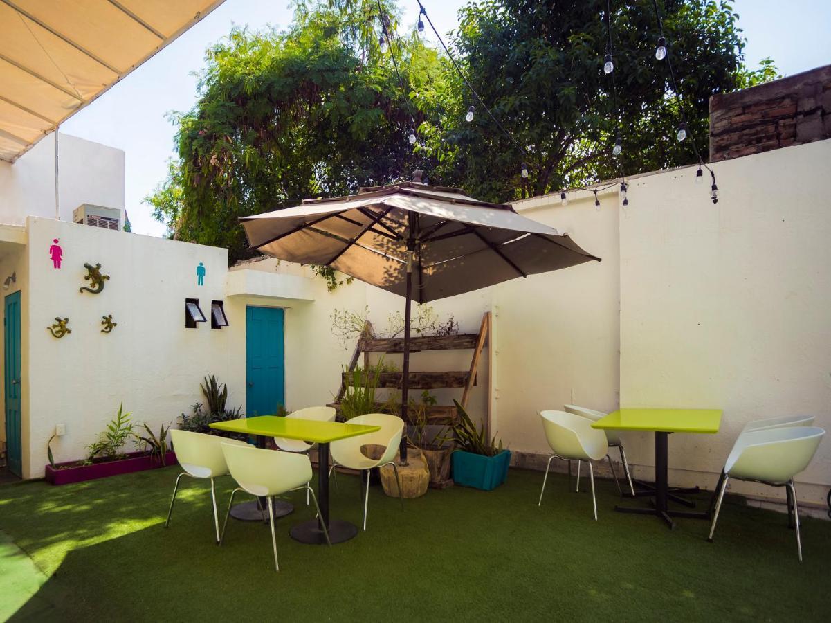 Oyo Hotel Hare Krishna Monterrey Exterior photo