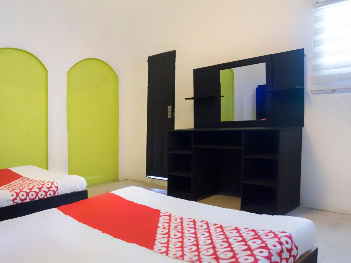 Oyo Hotel Hare Krishna Monterrey Exterior photo