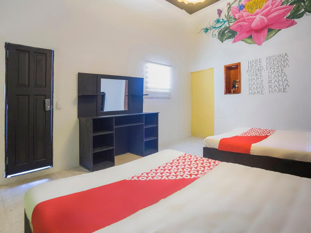 Oyo Hotel Hare Krishna Monterrey Exterior photo