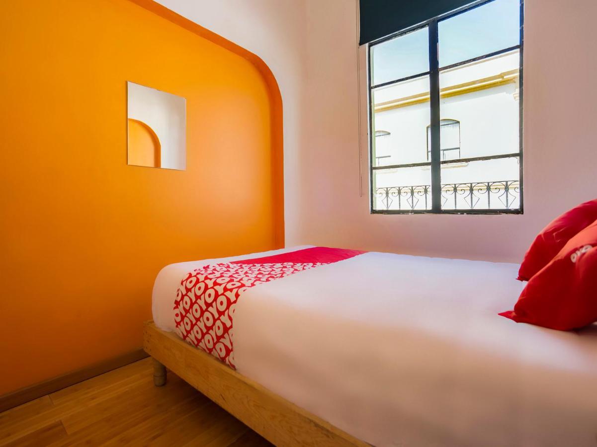 Oyo Hotel Hare Krishna Monterrey Exterior photo